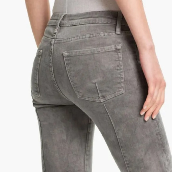 NWOT VINCE MARBLED LASER WASH SKINNY JEANS WITH WELT POCKETS AND SEAMING DETAIL - Picture 2 of 16